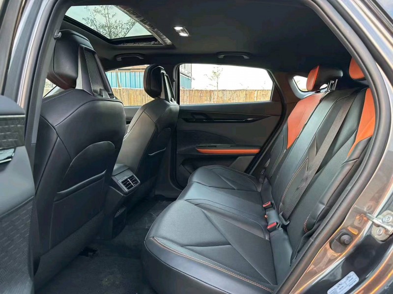 汕头23年长安汽车UNI-V6