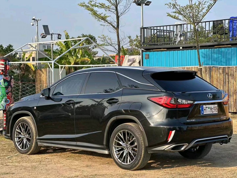 汕头16年雷克萨斯RX7