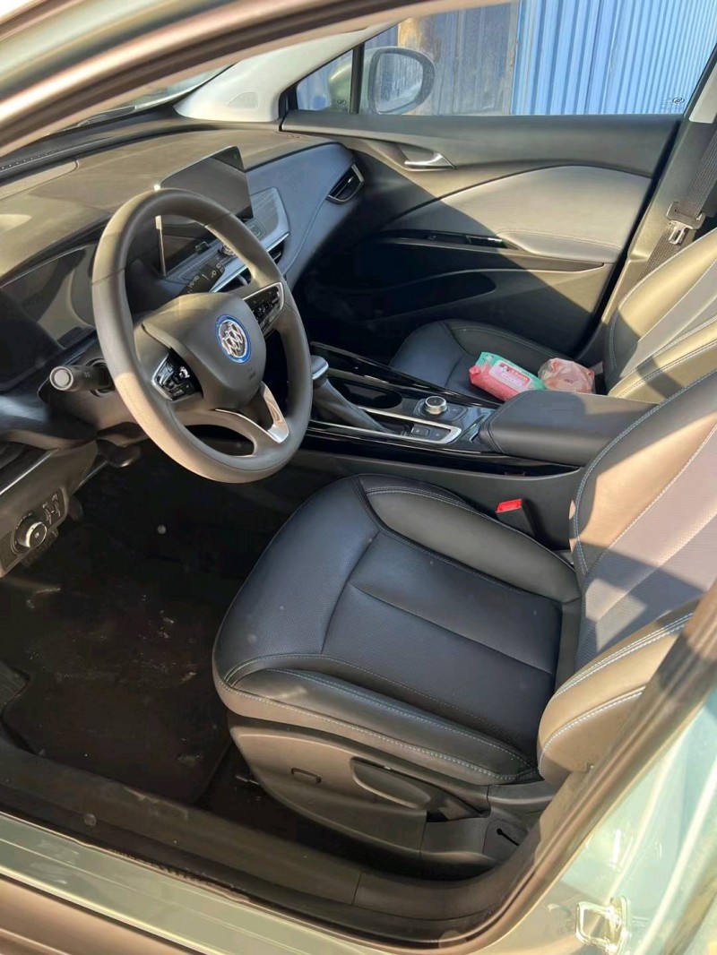 临沂22年别克微蓝6