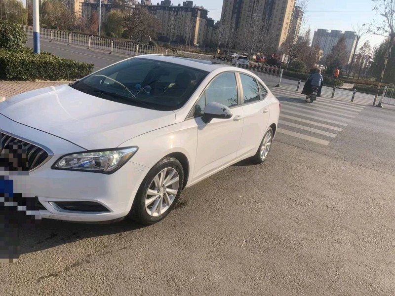 临沂17年别克威朗3