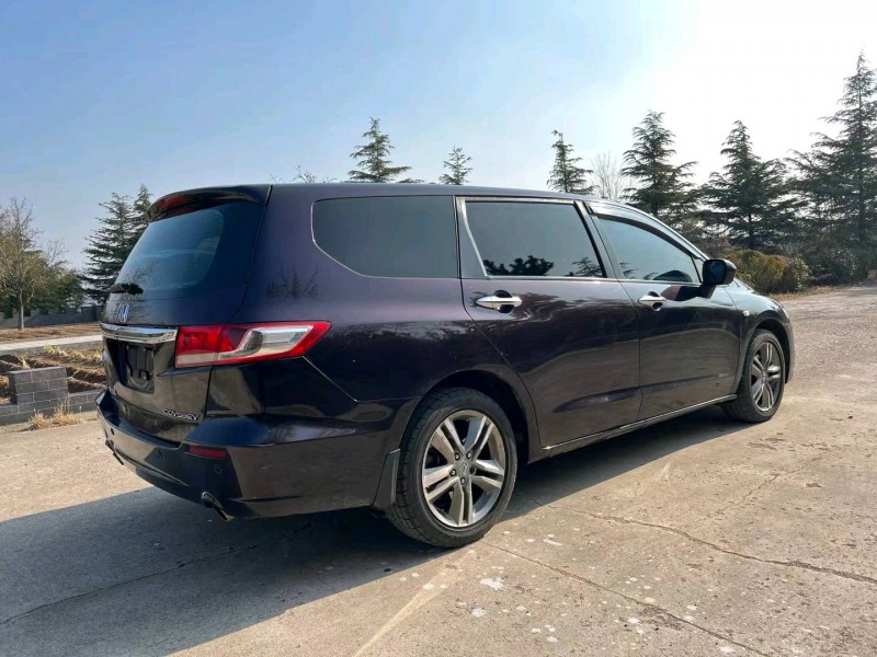 青岛11年本田奥德赛7