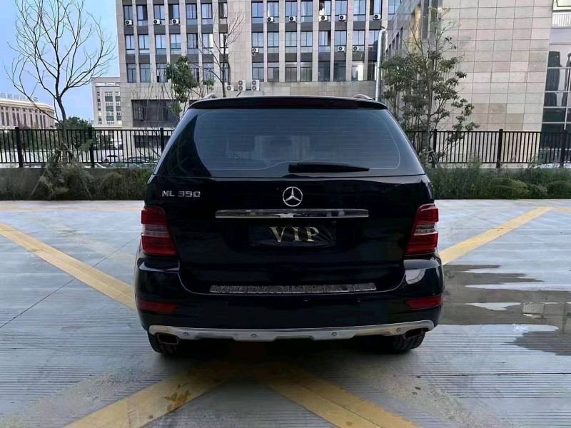 嘉兴12年奔驰ML8