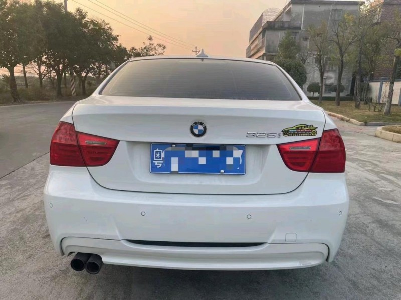 深圳12年宝马3系3