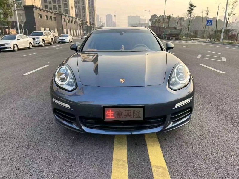 邯郸14年保时捷帕拉梅拉1