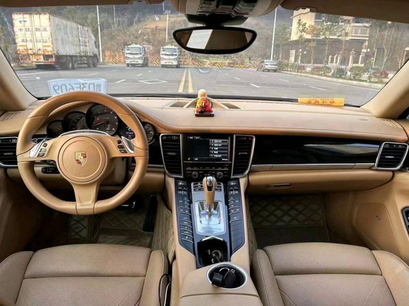 邯郸14年保时捷帕拉梅拉2