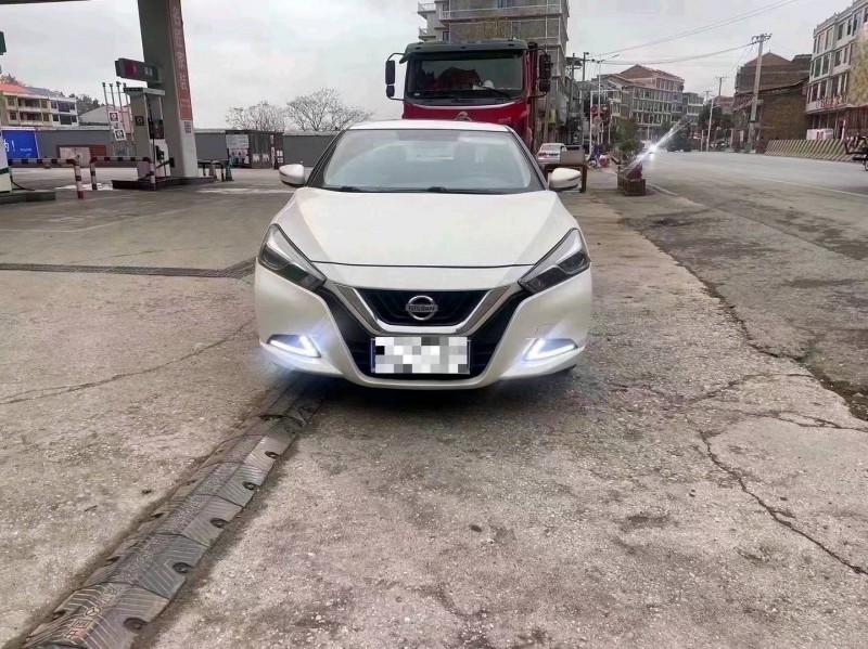 衡陽18年日產藍鳥1