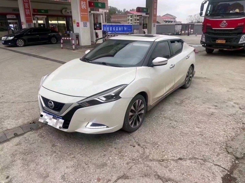 衡陽18年日產藍鳥2
