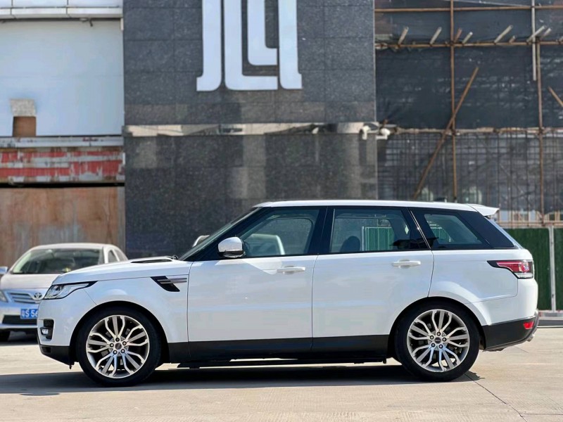 深圳17年路虎揽胜运动7