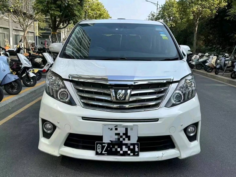 珠海15年丰田埃尔法1
