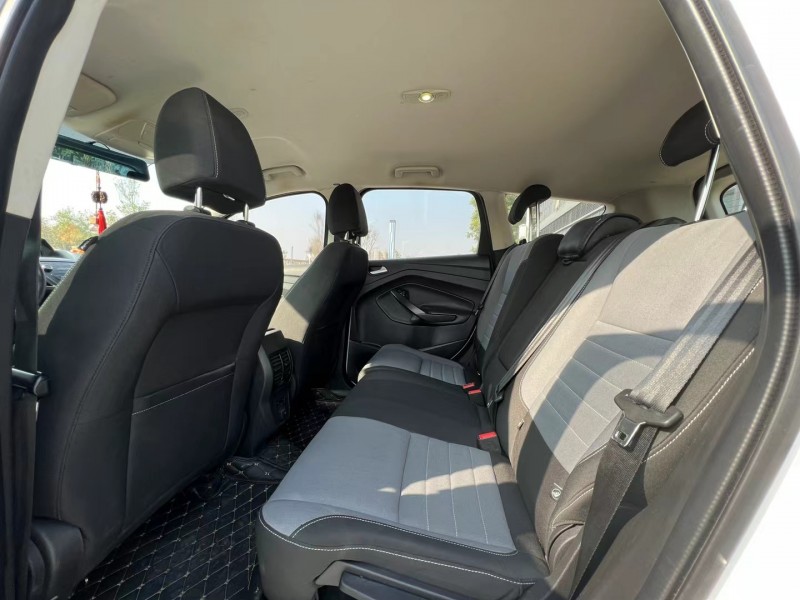 东莞17年福特翼虎6