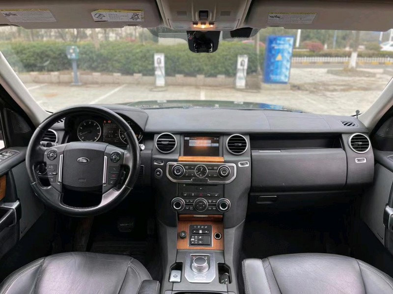 盐城15年路虎发现6