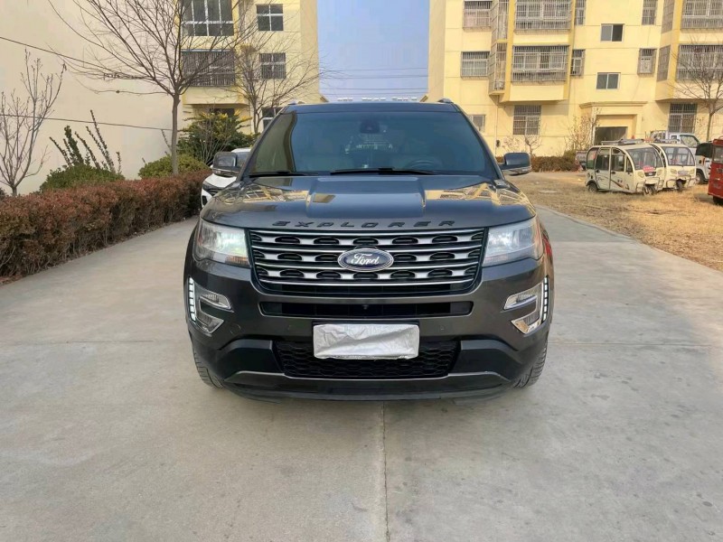 徐州15年福特探险者1