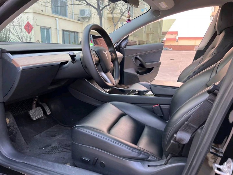 徐州20年特斯拉MODEL 35