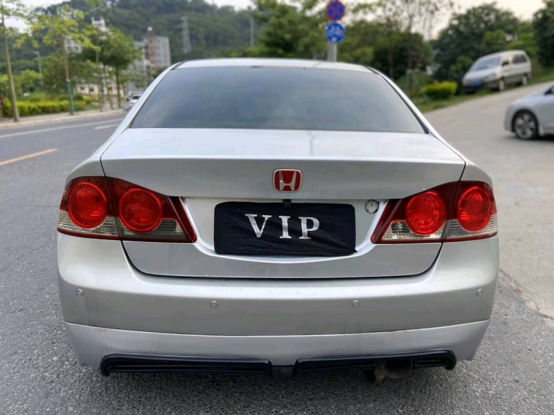 广州07年本田思域6