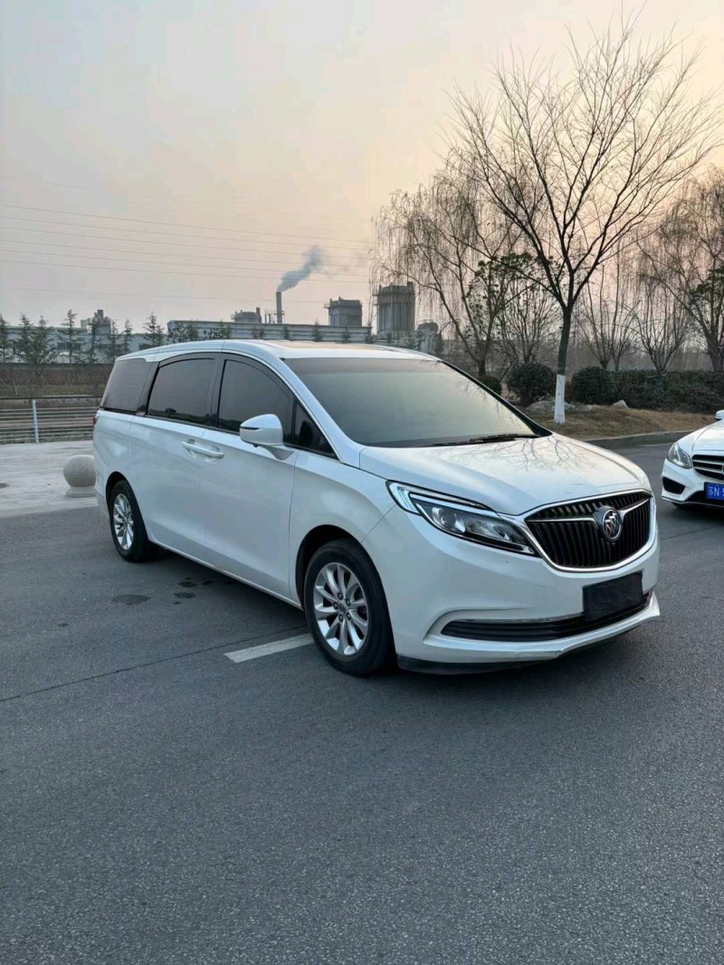 宿迁19年别克GL83