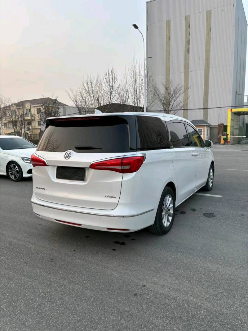 宿迁19年别克GL87