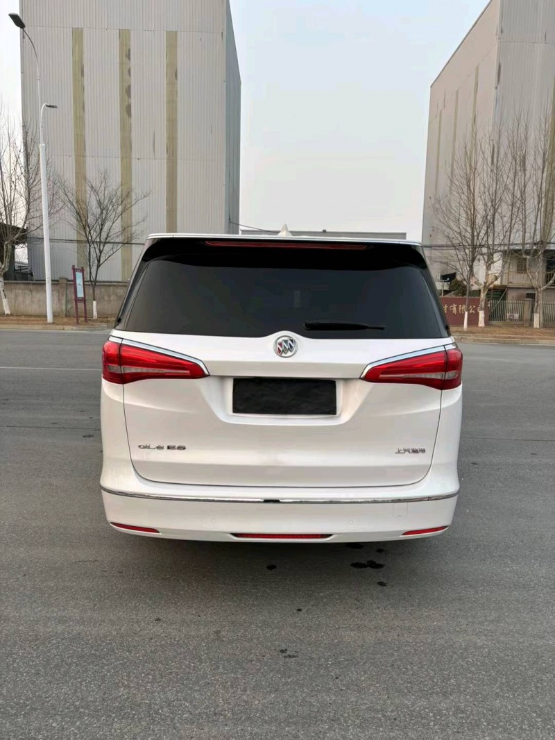 宿迁19年别克GL89