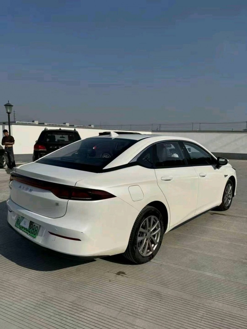 嘉兴23年传祺埃安S5804