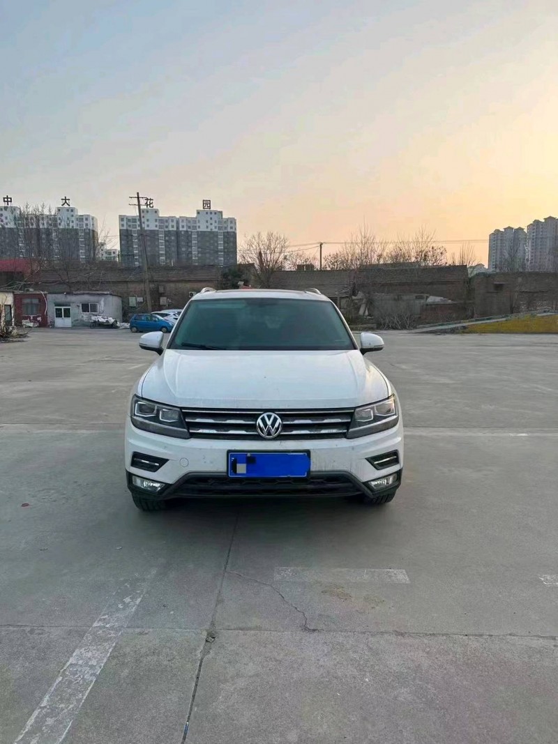 济宁20年大众途观1