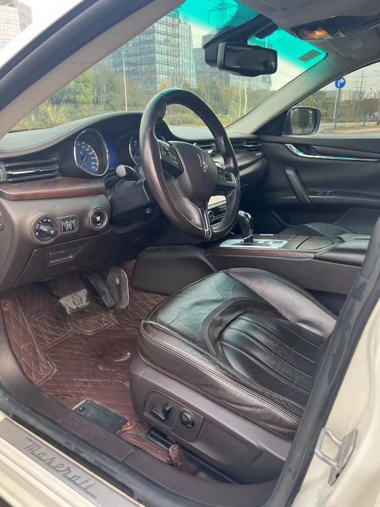 成都15年玛莎拉蒂总裁4