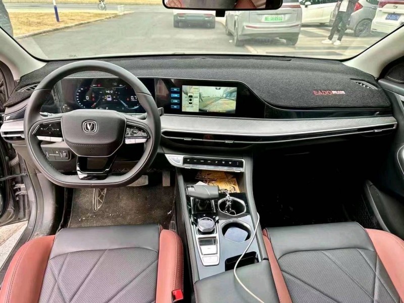 汕头22年长安汽车逸动5