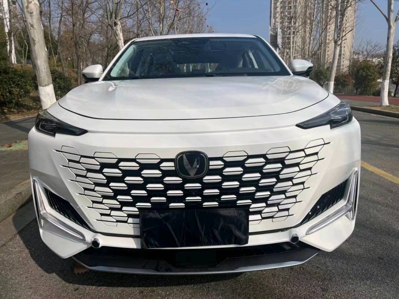 东营23年长安汽车UNI-K1