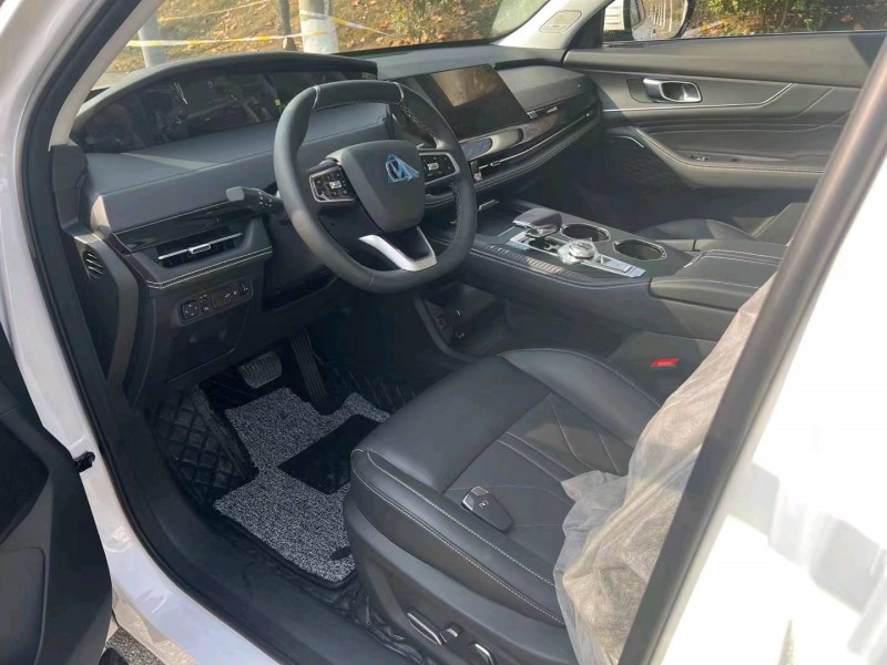 东营23年长安汽车UNI-K3