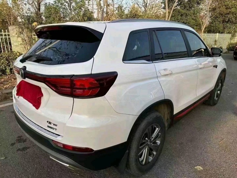 十堰21年長安汽車CS755