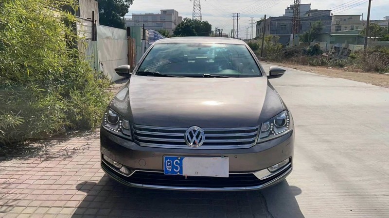 东莞14年大众迈腾1