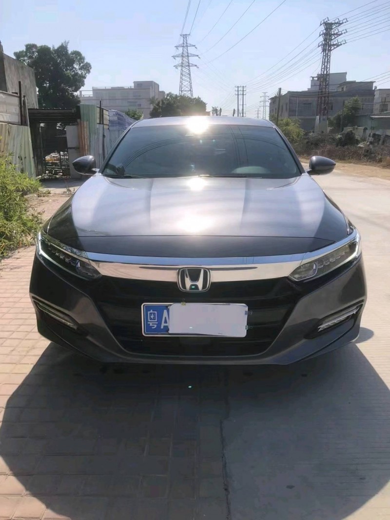 东莞21年本田雅阁1