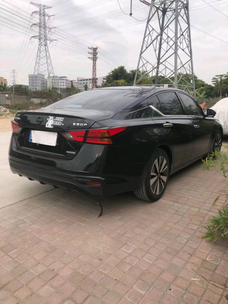 东莞22年日产天籁9
