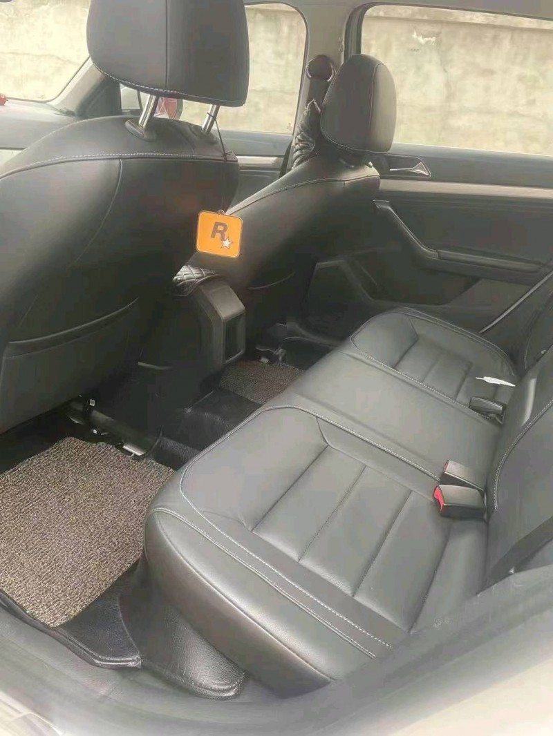 邯郸17年大众朗行8