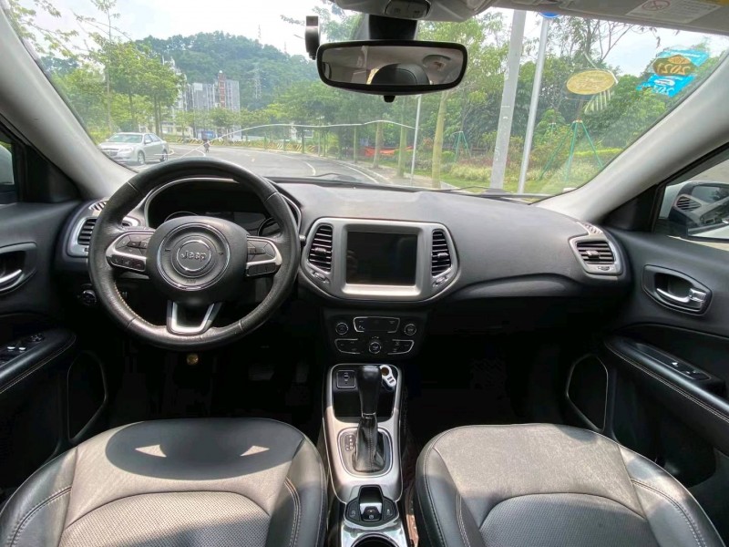 广州17年Jeep指南者8