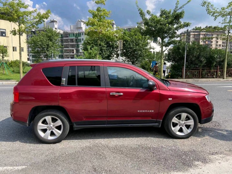 广州12年Jeep指南者4