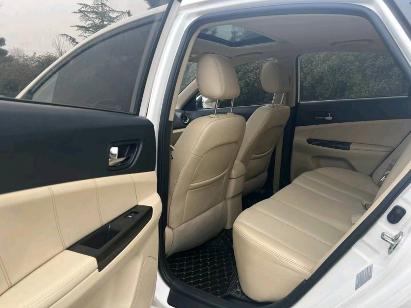 青岛15年长安汽车逸动5