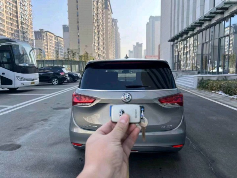 枣庄21年别克GL67