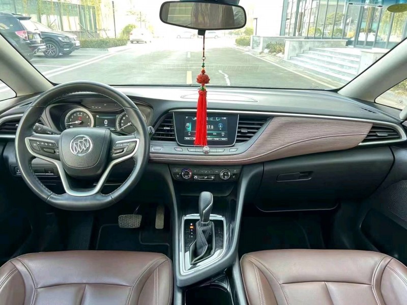 枣庄21年别克GL68