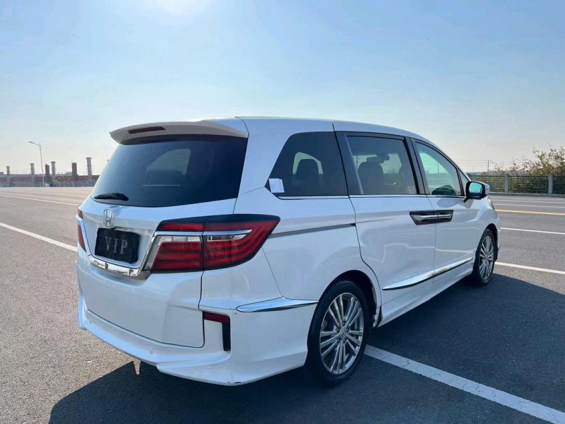 盐城16年本田艾力绅8