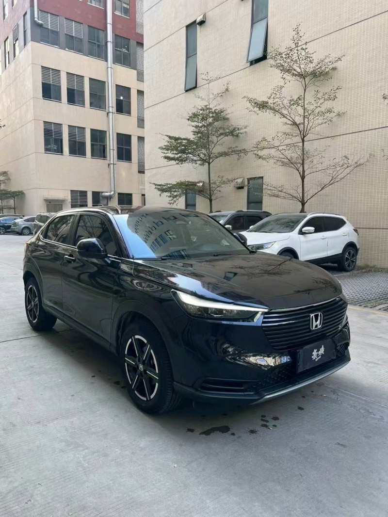 中山23年本田缤智2