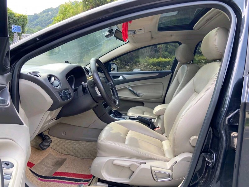 广州13年福特蒙迪欧-致胜9