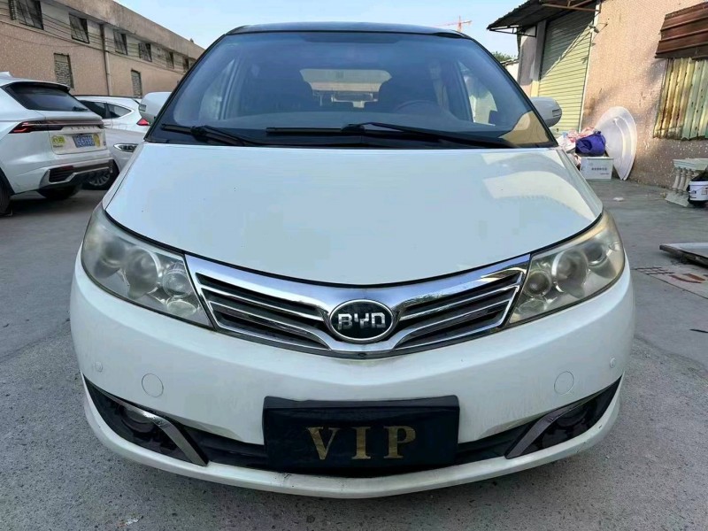 珠海13年比亚迪M61