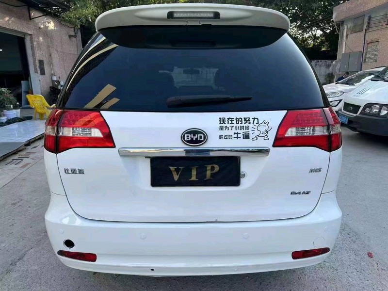 珠海13年比亚迪M65