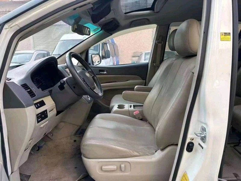 珠海13年比亚迪M68