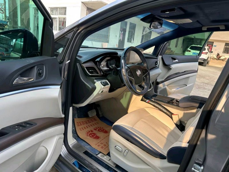 徐州21年别克GL85