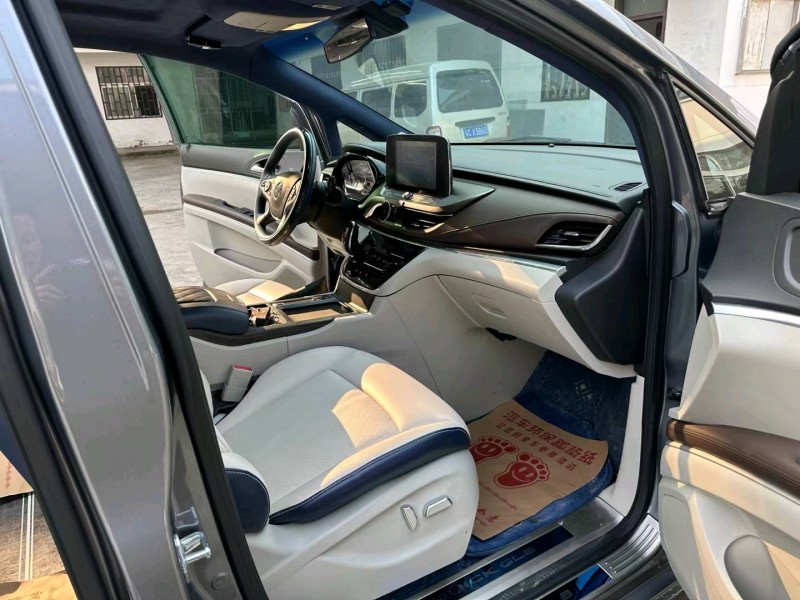 徐州21年别克GL86