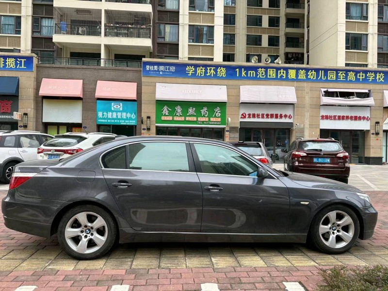 广州09年宝马5系5