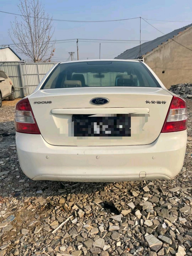 临沂18年福特福克斯9