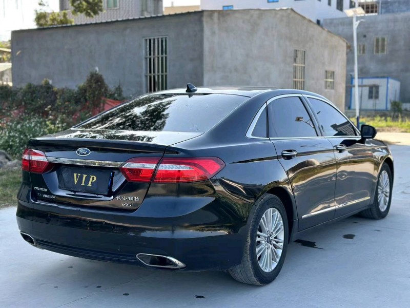 广州17年福特金牛座7