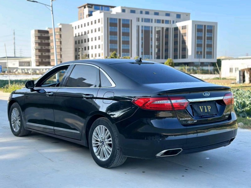 广州17年福特金牛座8