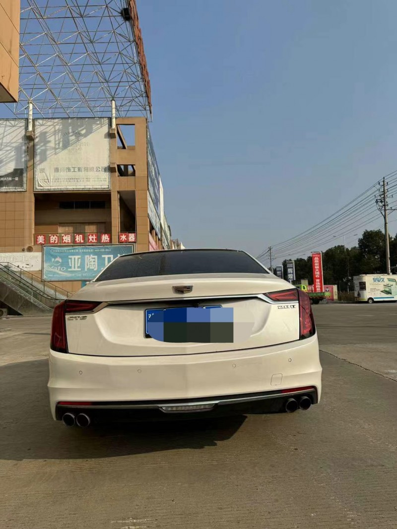洛陽20年凱迪拉克CT64